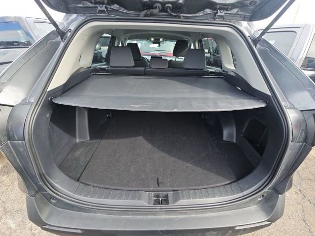 Used 2025 Toyota RAV4 XLE image 17