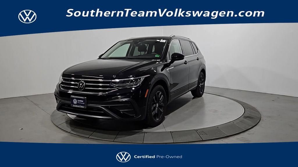 Certified 2024 Volkswagen Tiguan SE w/ Panoramic Sunroof Package image 1