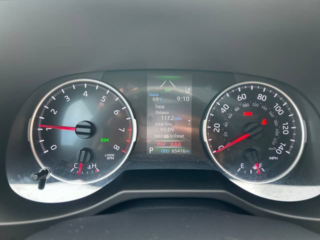 Used 2019 Toyota RAV4 XLE w/ Convenience Package AWD/4WD image 16