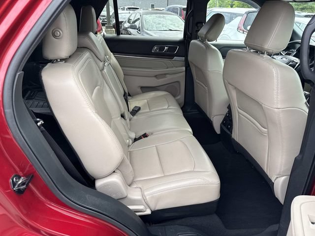 Used 2019 Ford Explorer Limited w/ Class III Trailer Tow Package AWD/4WD image 11