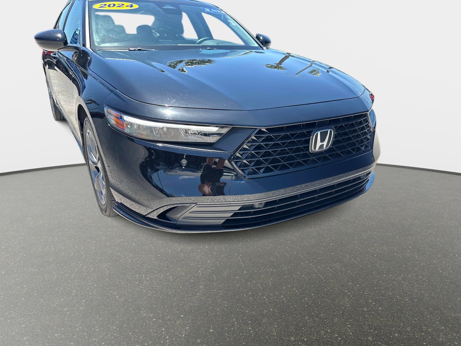 Used 2024 Honda Accord EX-L image 7
