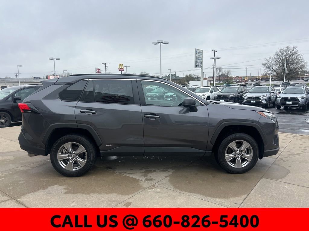 Used 2025 Toyota RAV4 LE image 5