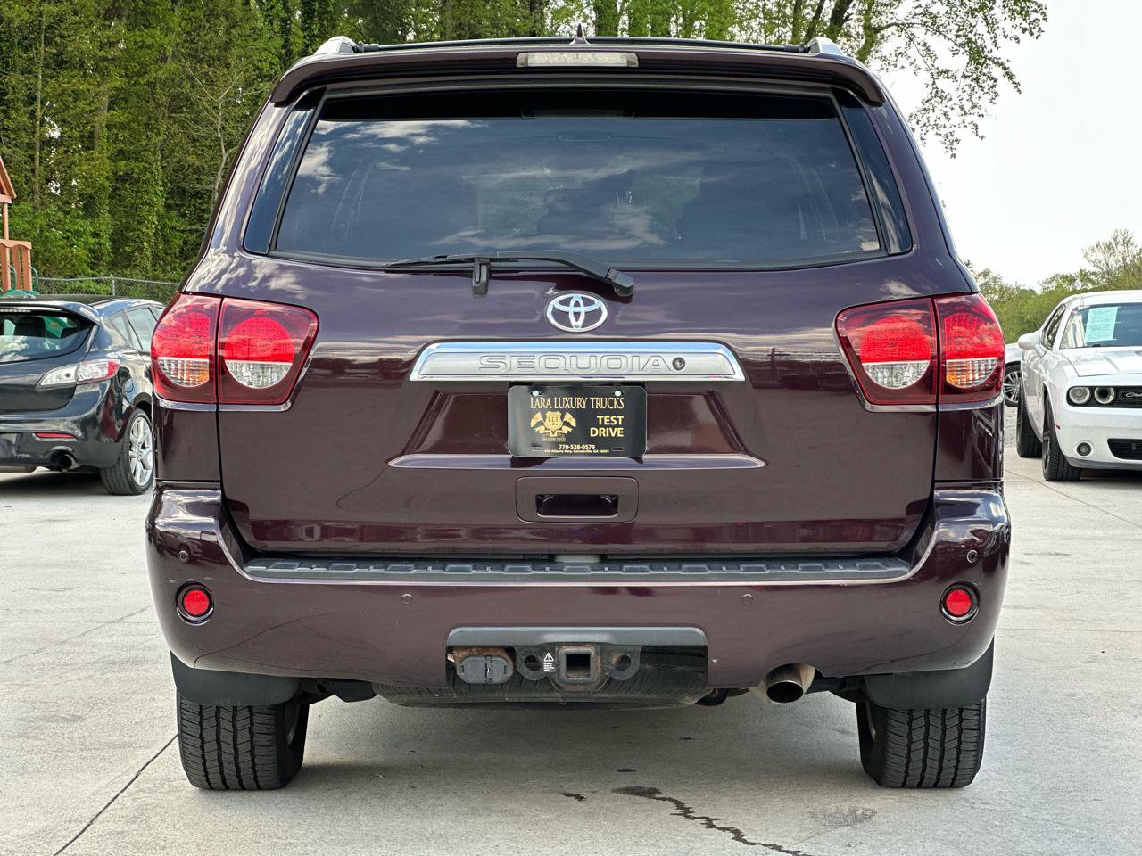 Used 2018 Toyota Sequoia Limited w/ Safety & Convenience Package AWD/4WD image 6