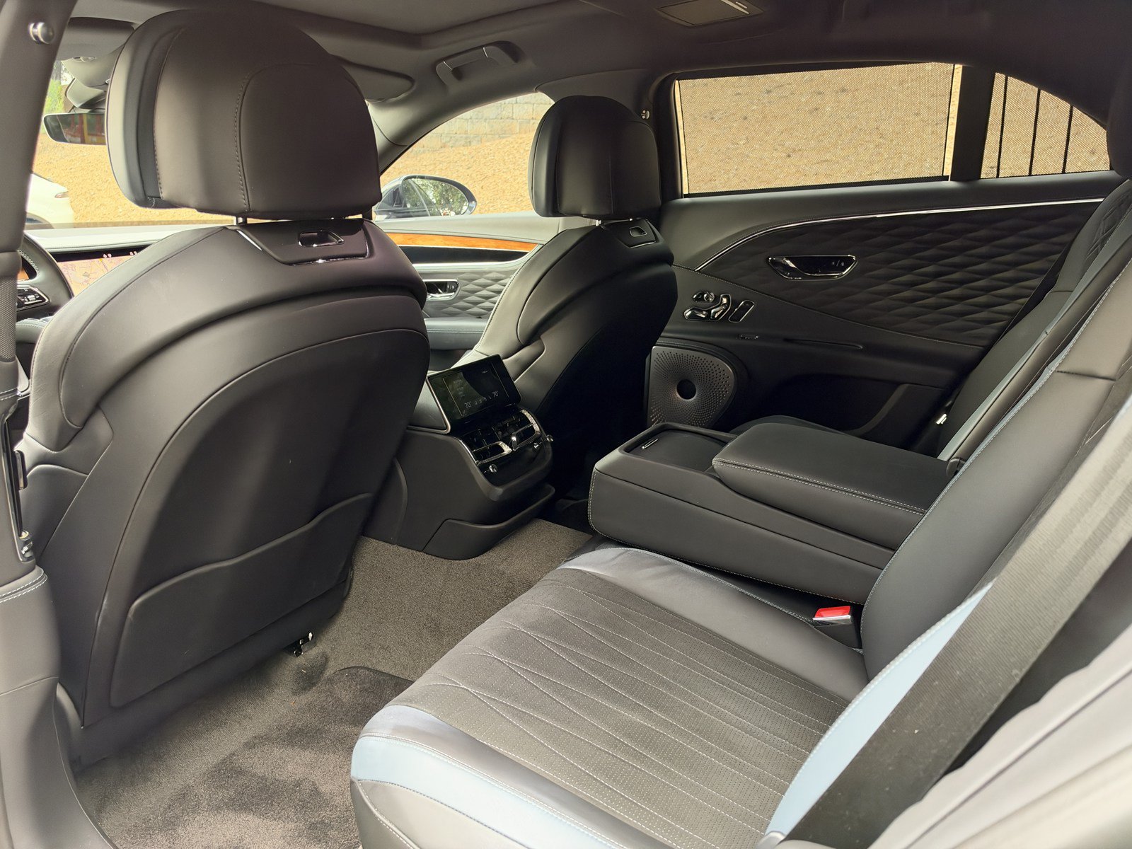 Certified 2023 Bentley Flying Spur W12 AWD/4WD image 38
