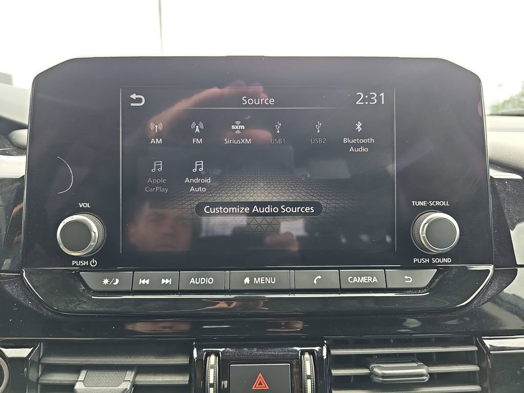 Used 2024 Nissan Pathfinder SV FWD image 25