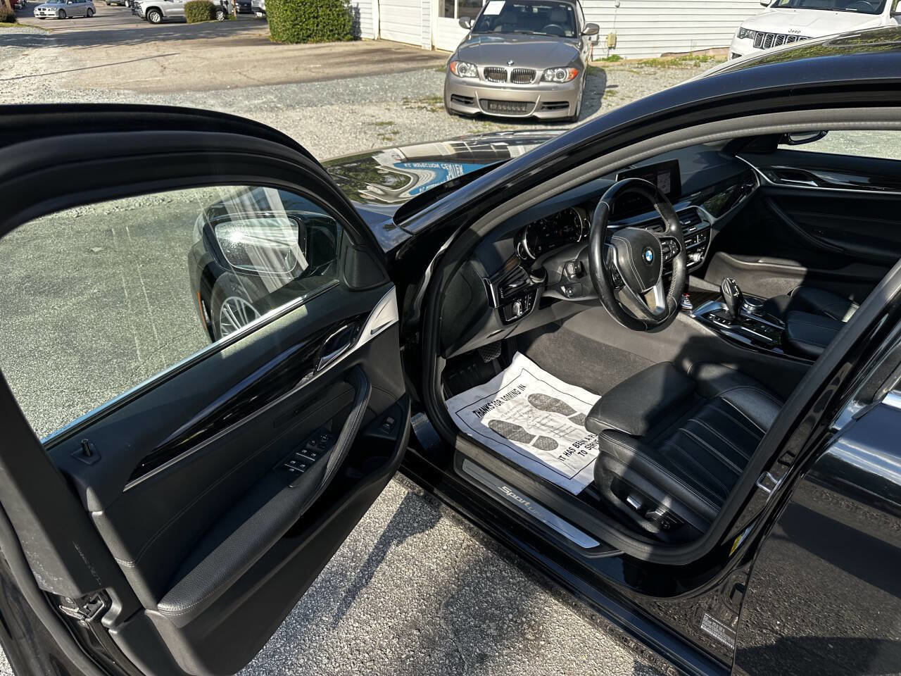 Used 2019 BMW 530i w/ Convenience Package image 12