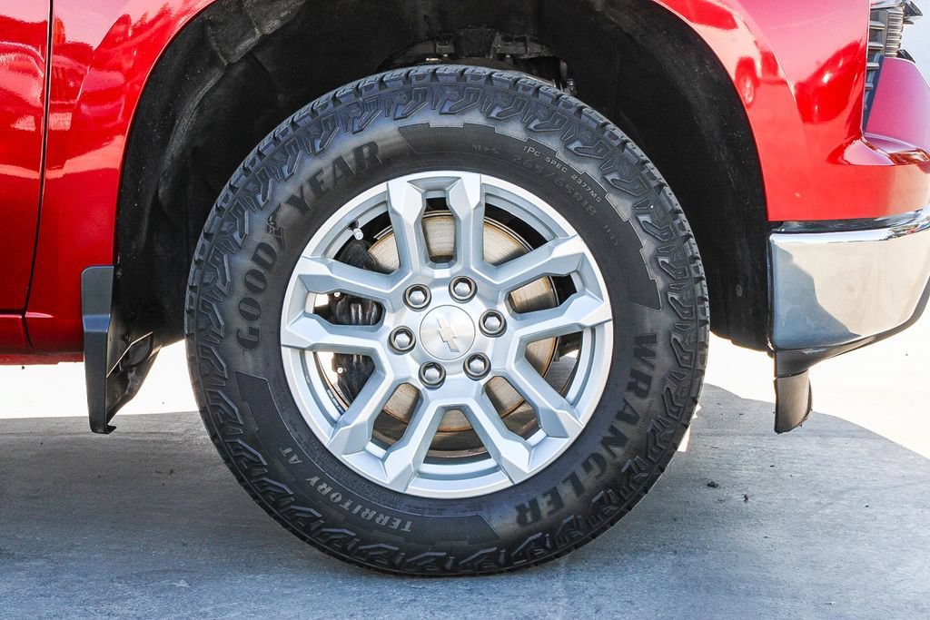 Used 2023 Chevrolet Silverado 1500 LT RWD image 11