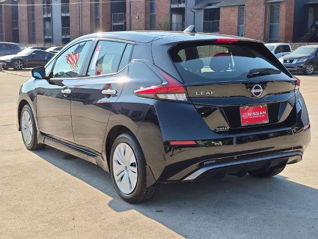 Certified 2025 Nissan Leaf S FWD image 5