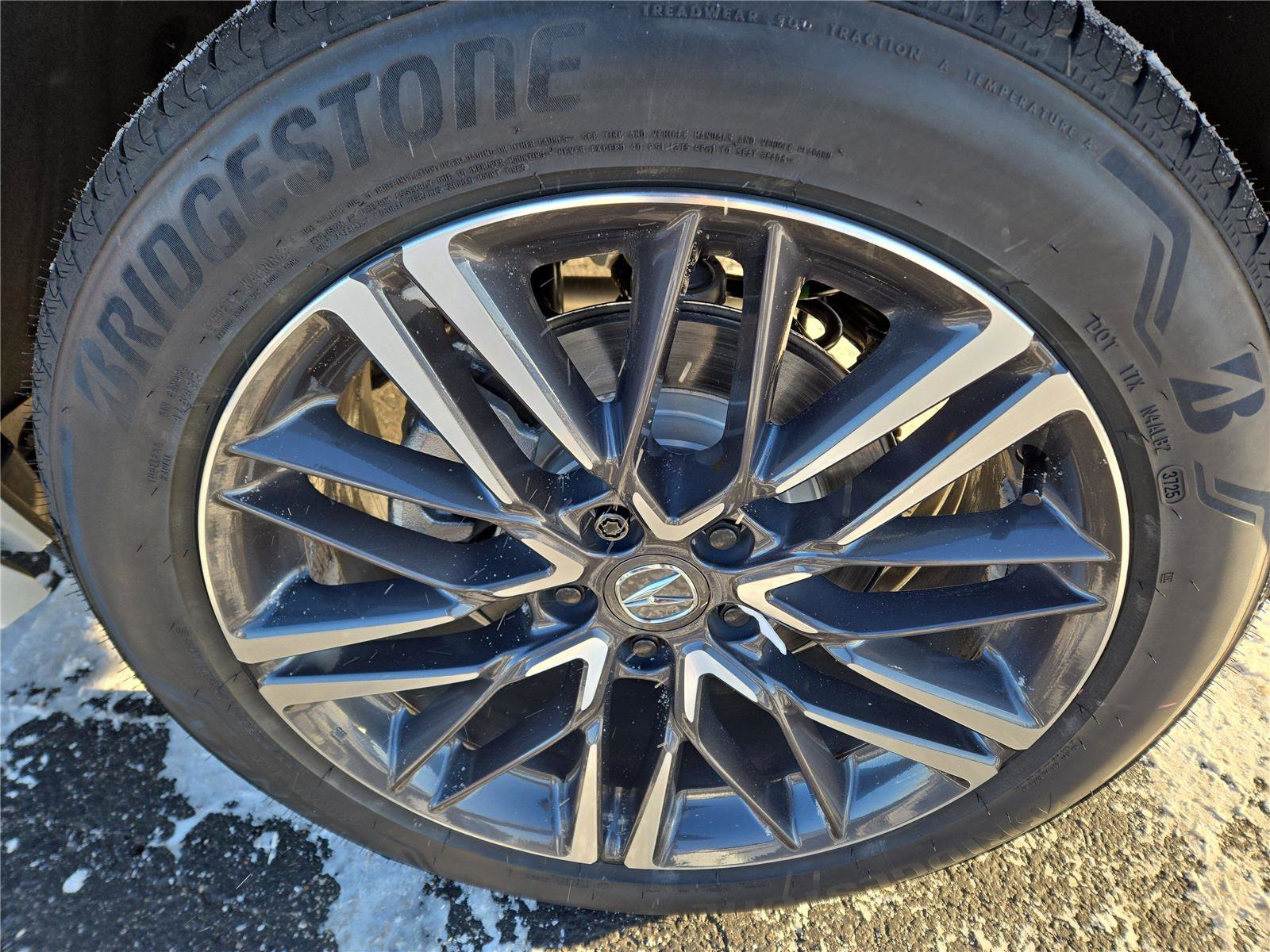 New 2026 Acura MDX SH-AWD w/Advance image 26