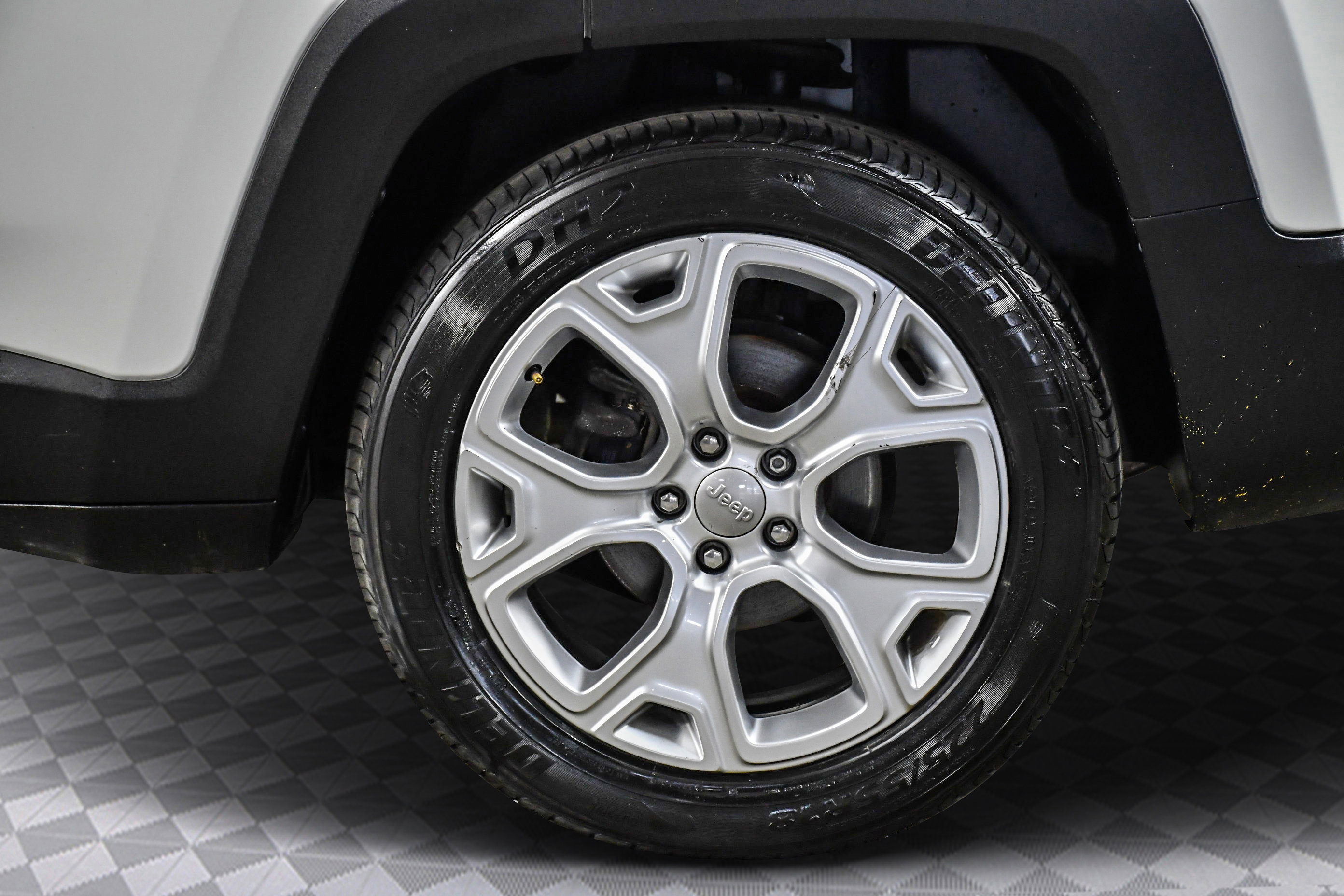 Used 2020 Jeep Renegade Limited image 35