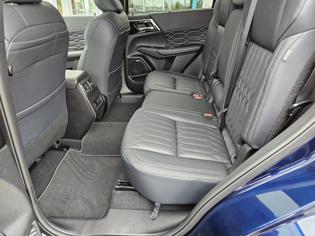 New 2026 Mitsubishi Outlander SEL AWD/4WD image 12