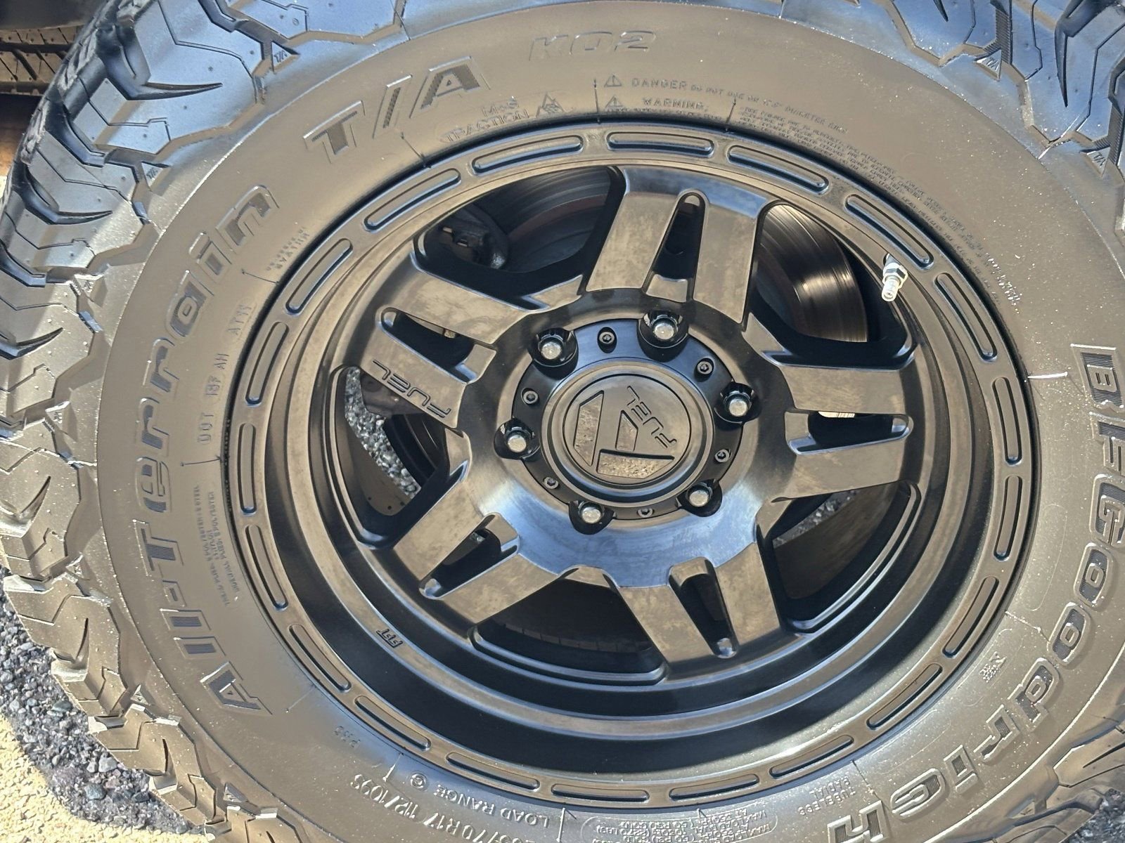 Used 2019 Toyota 4Runner SR5 AWD/4WD image 10