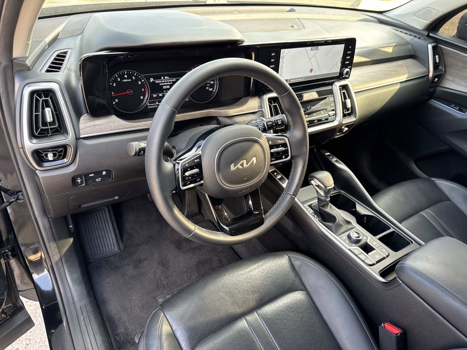 Used 2023 Kia Sorento X-Line EX image 19