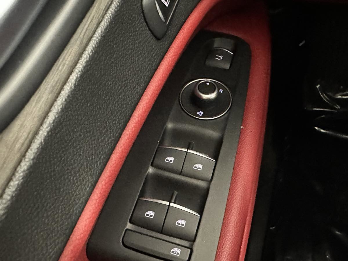 Used 2021 Alfa Romeo Stelvio Ti w/ Active Assist 2 Package TI image 43