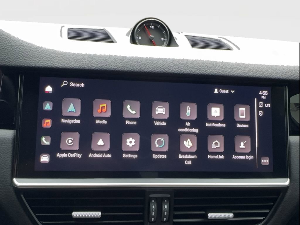 Used 2023 Porsche Cayenne image 44