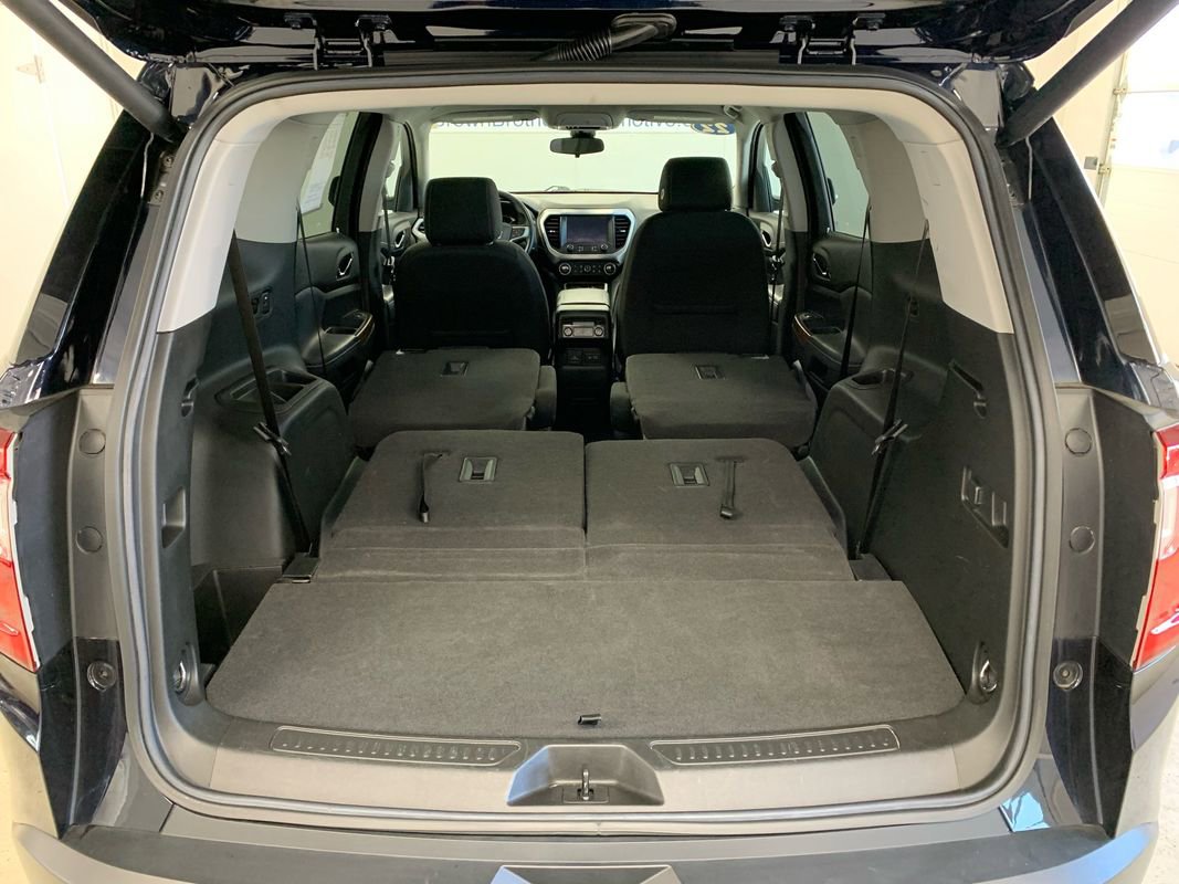 Used 2022 GMC Acadia SLE w/ Driver Convenience Package image 8