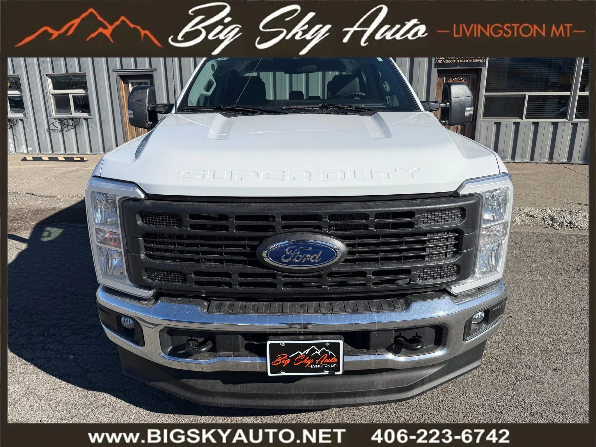 Used 2024 Ford F250 XL w/ XL Chrome Package image 2