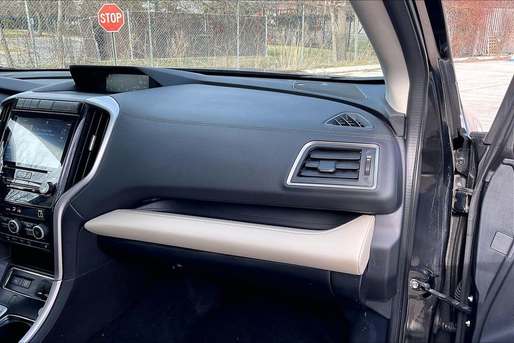 Used 2020 Subaru Ascent Limited w/ Technology Package image 16