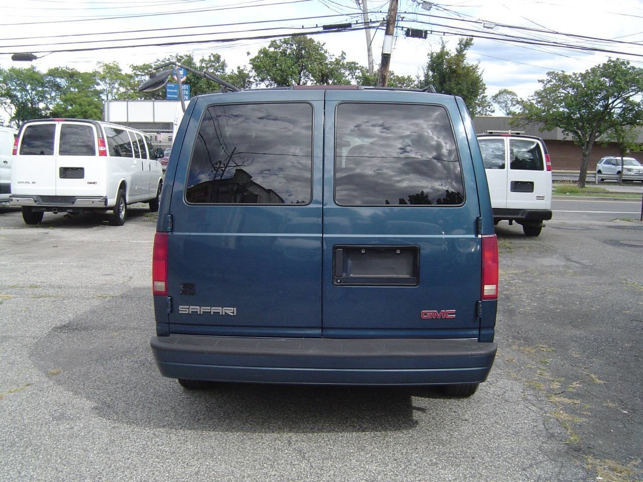 Used 2001 GMC Safari Passenger image 5