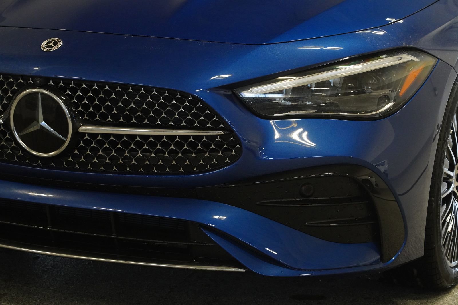 New 2026 Mercedes-Benz CLE 300 4MATIC Cabriolet image 12