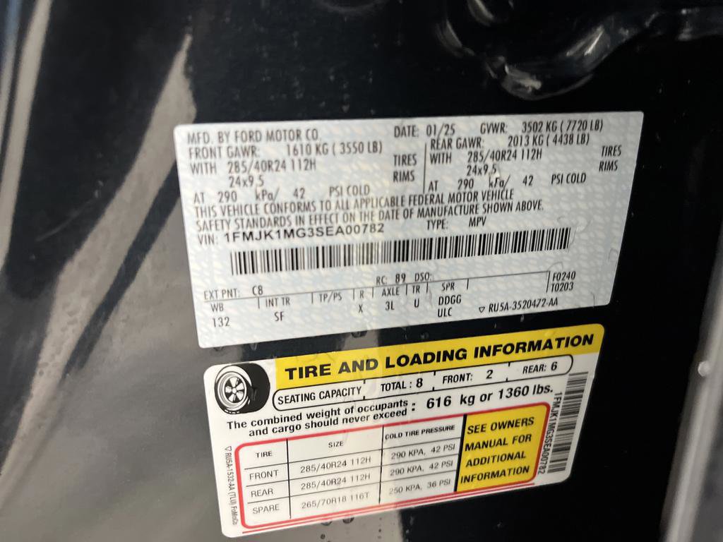 Used 2025 Ford Expedition Max Platinum w/ Platinum Ultimate Package AWD/4WD image 45