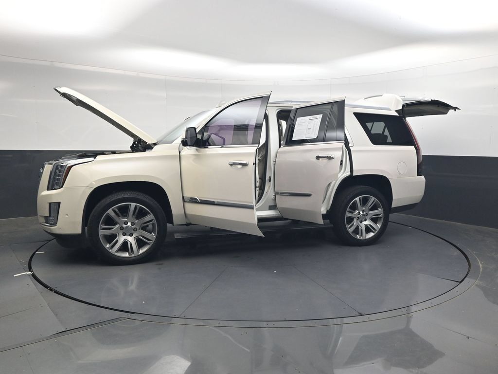 Used 2015 Cadillac Escalade Premium RWD image 43
