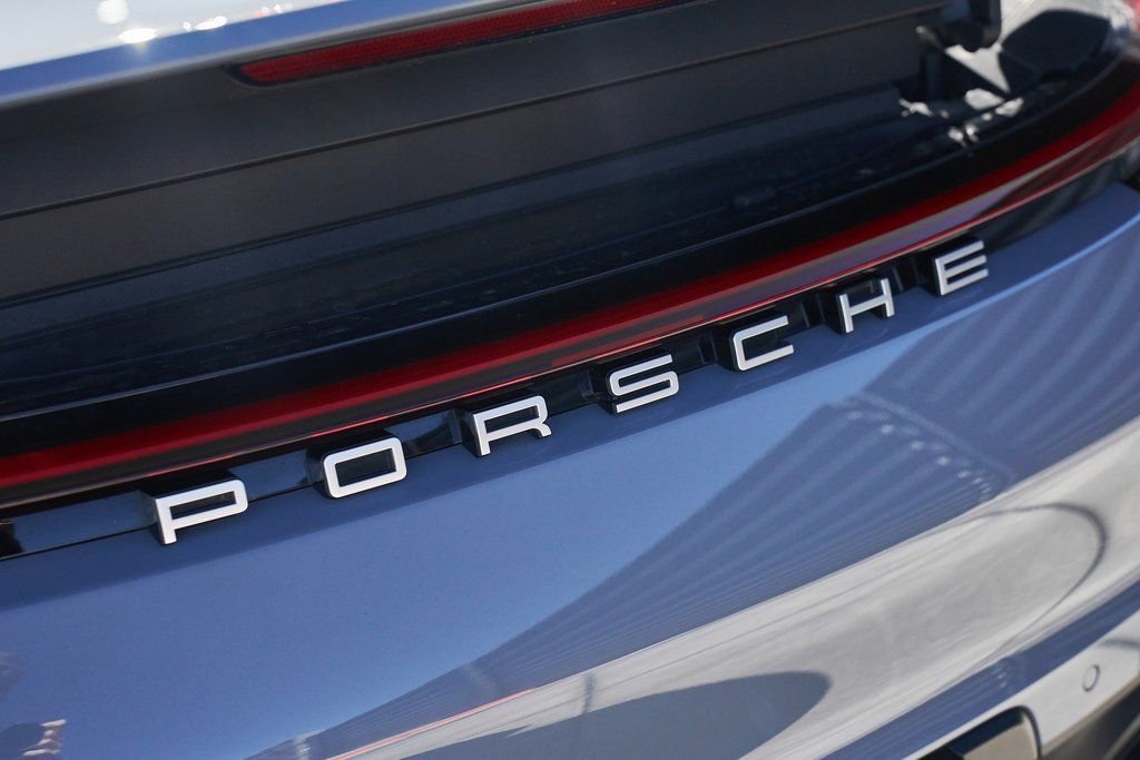 Used 2024 Porsche 911 Carrera S w/ Sport Package image 9