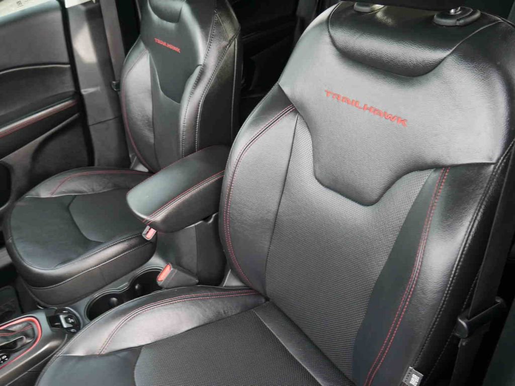 Used 2018 Jeep Compass Trailhawk w/ Leather Interior Group image 34