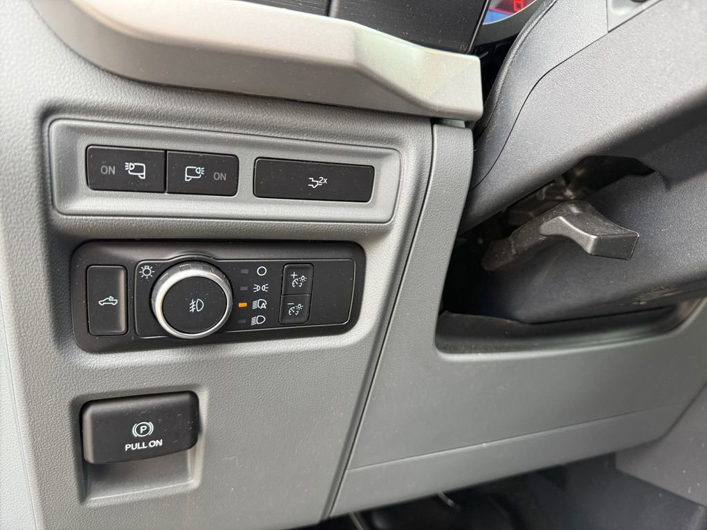 Certified 2022 Ford F150 XLT w/ Equipment Group 302A High image 16