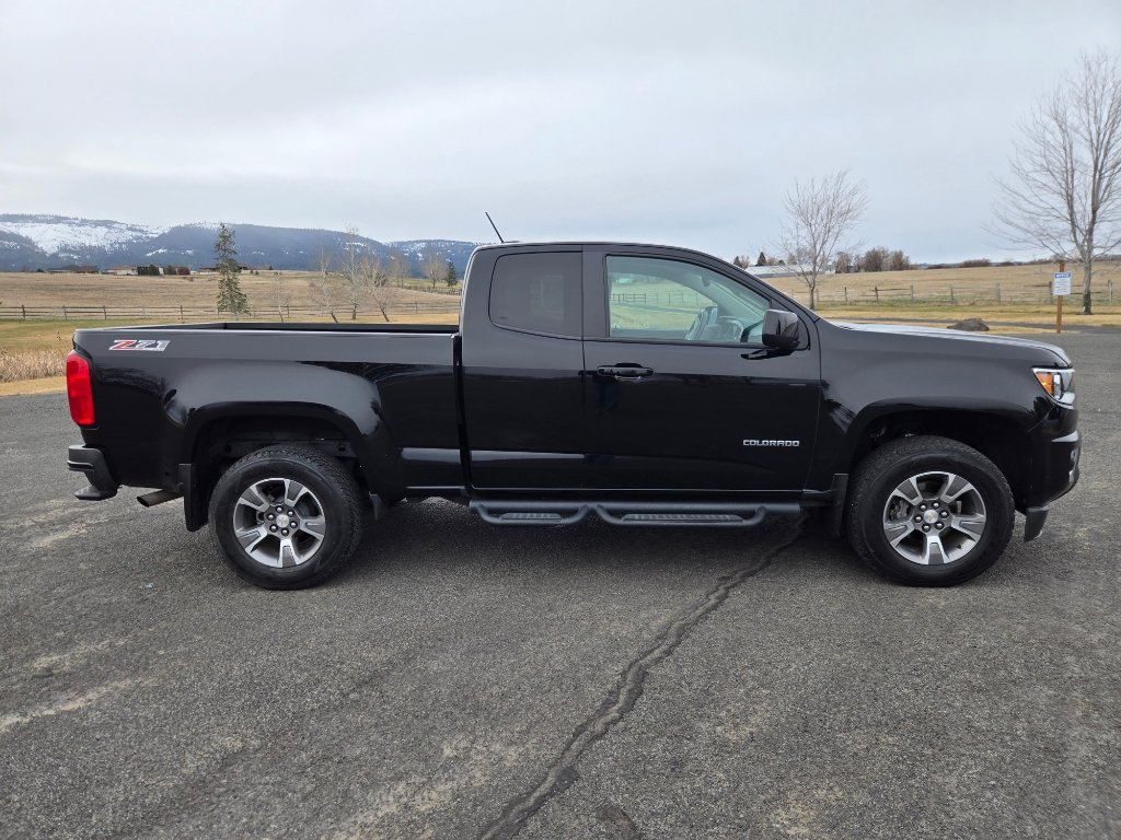Used 2015 Chevrolet Colorado Z71 image 4