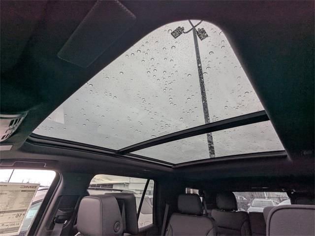 New 2026 GMC Yukon Denali w/ Denali Reserve Package image 25