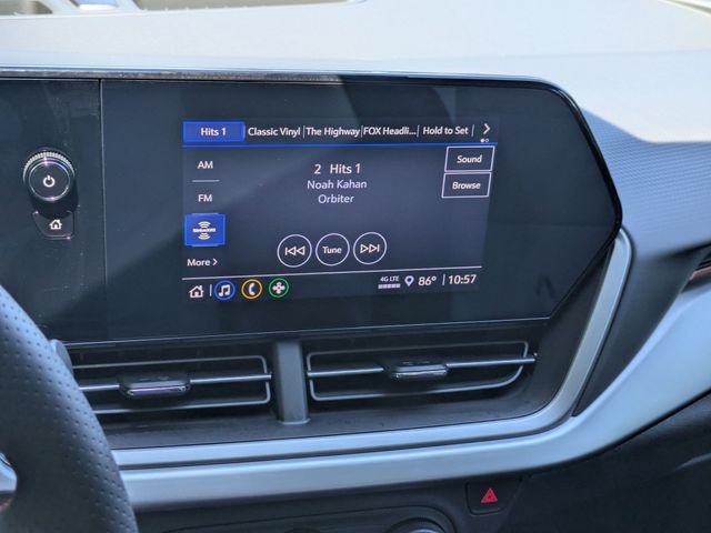 New 2026 Chevrolet Trax RS w/ Sunroof Package FWD image 16
