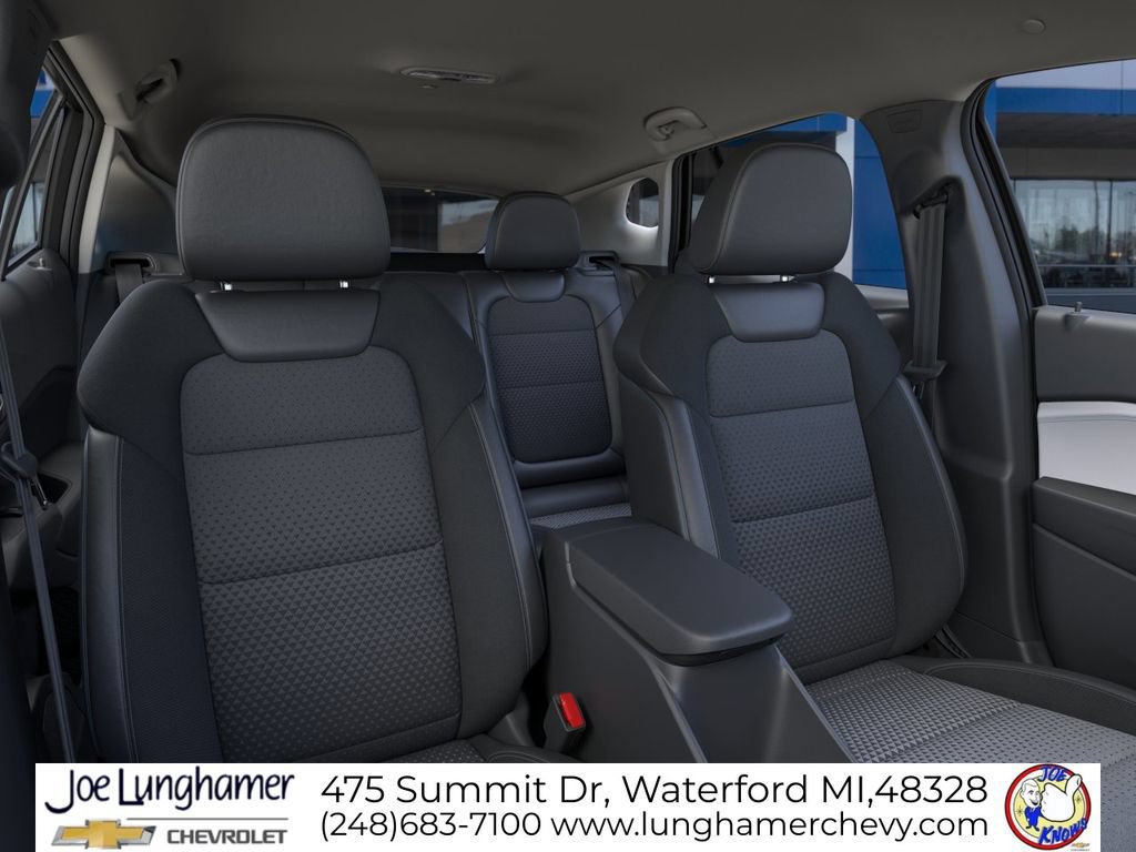 New 2026 Chevrolet Trax LT w/ LT Convenience Package FWD image 17