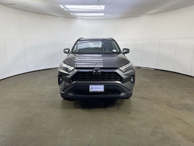 Used 2022 Toyota RAV4 XLE Premium AWD/4WD image 27