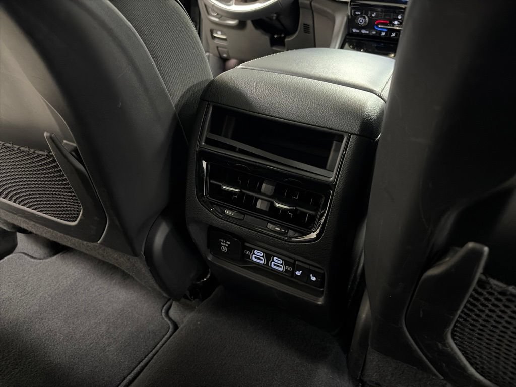 Certified 2022 Jeep Grand Cherokee Limited AWD/4WD image 22