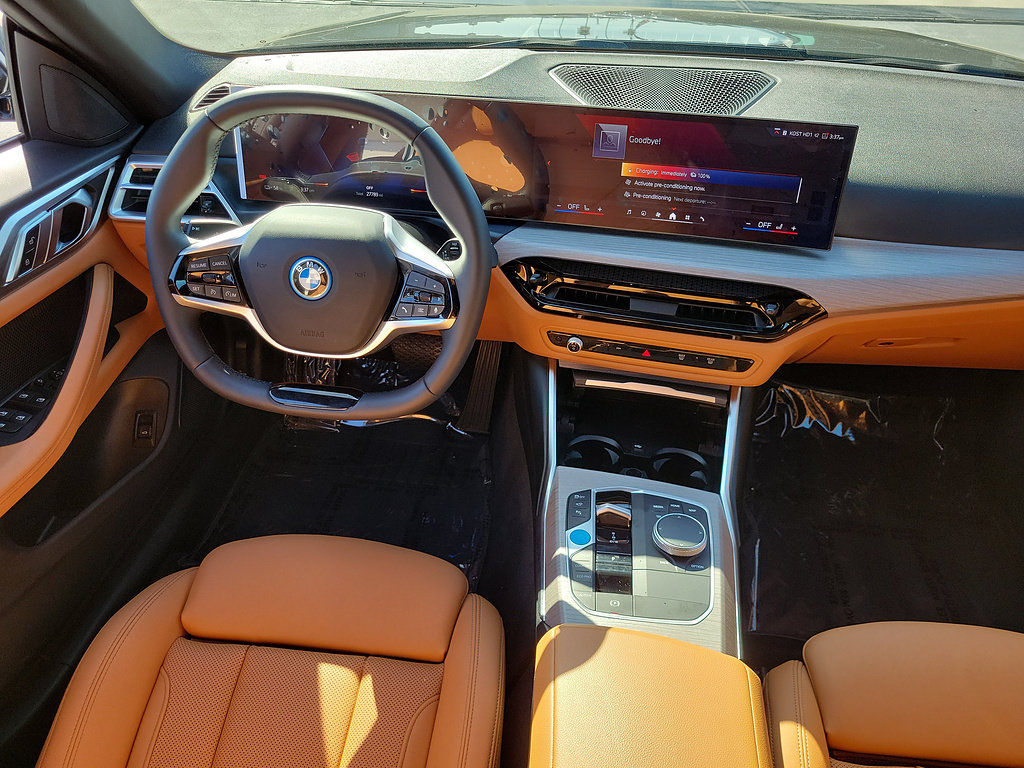 Used 2025 BMW i4 eDrive40 w/ Parking Assistance Package RWD image 12