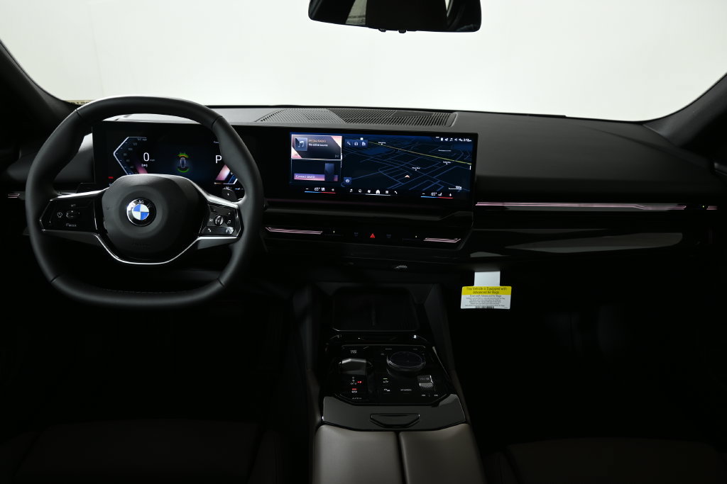 Used 2026 BMW 530i xDrive AWD/4WD image 17
