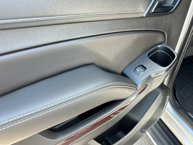 Used 2018 GMC Yukon SLT w/ Open Road Package AWD/4WD image 24