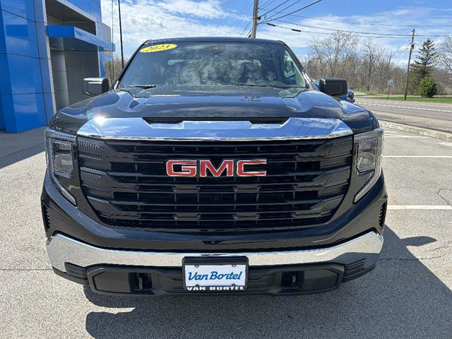 Used 2023 GMC Sierra 1500 Pro w/ Pro Value Package image 8