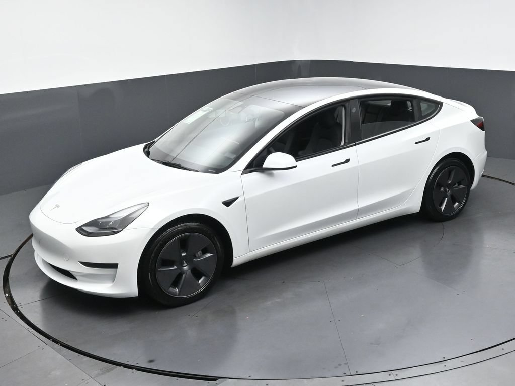 Used 2023 Tesla Model 3 Standard Range RWD image 40