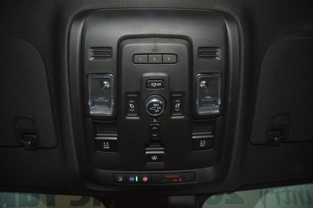 Used 2024 GMC Yukon Denali AWD/4WD image 54