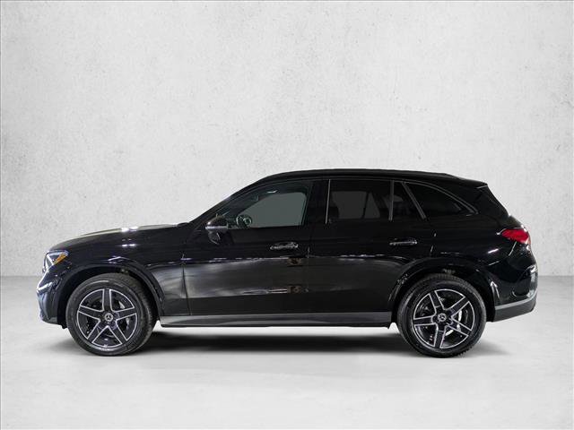 Certified 2025 Mercedes-Benz GLC 300 image 8