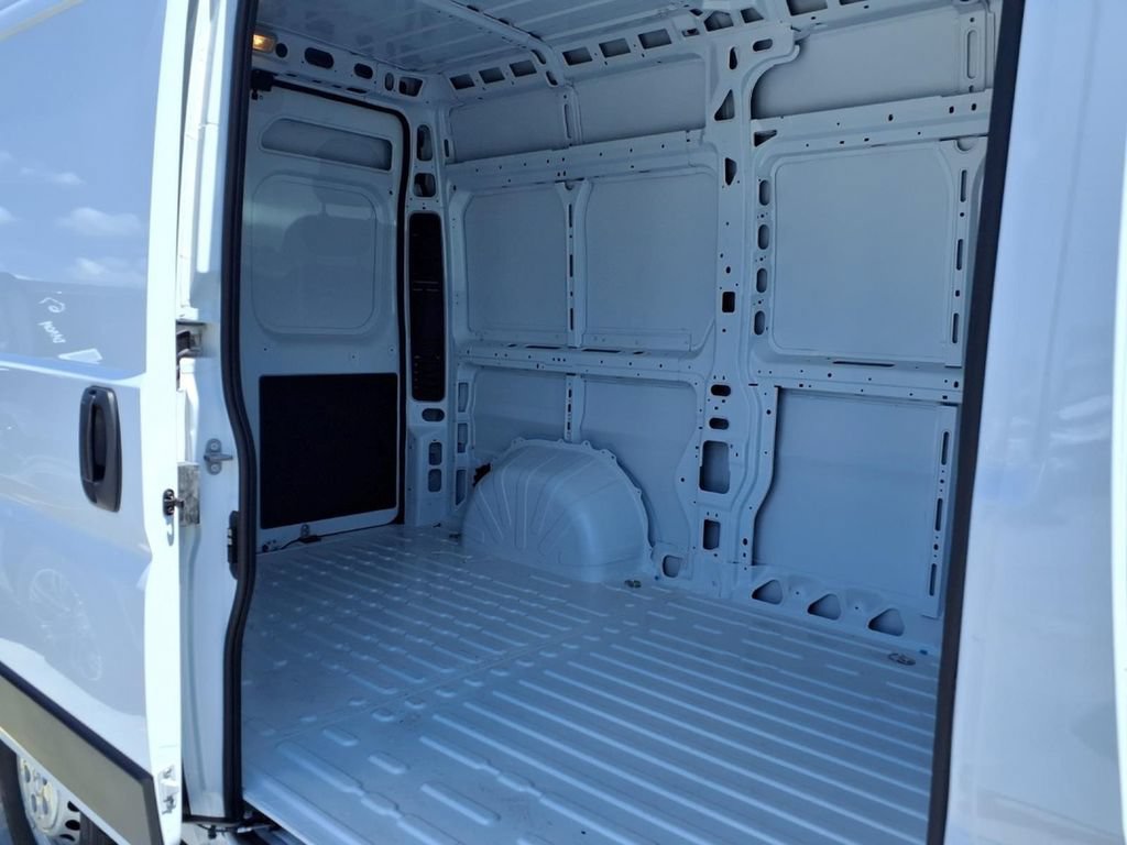New 2026 RAM ProMaster 1500 FWD image 9