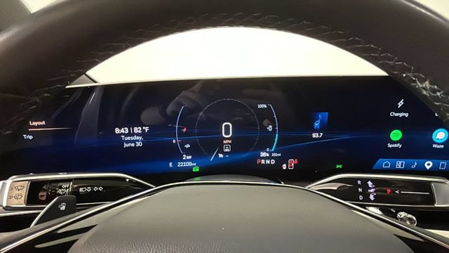 Used 2024 Cadillac Lyriq Tech RWD image 17