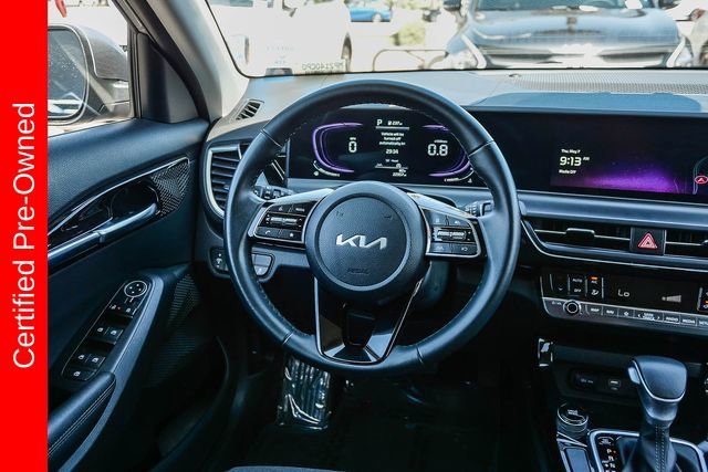 Certified 2025 Kia Seltos S FWD image 18
