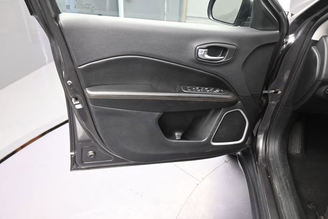 Used 2021 Jeep Compass Limited image 68