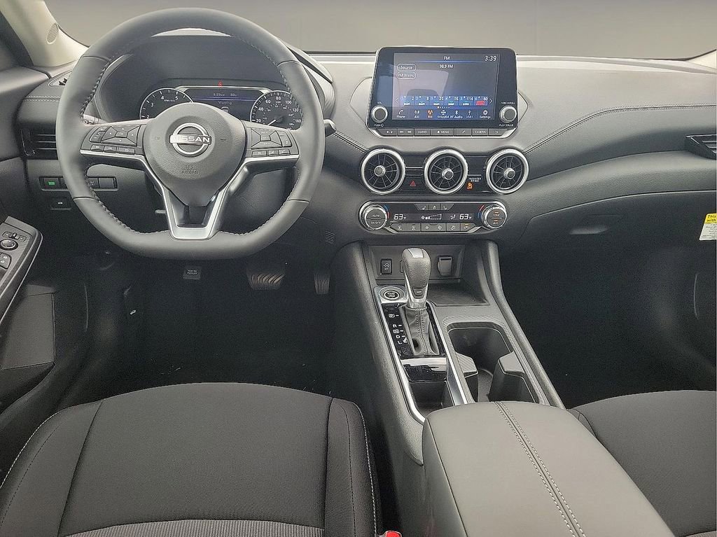 Used 2025 Nissan Sentra SV w/ All-Weather Package FWD image 9