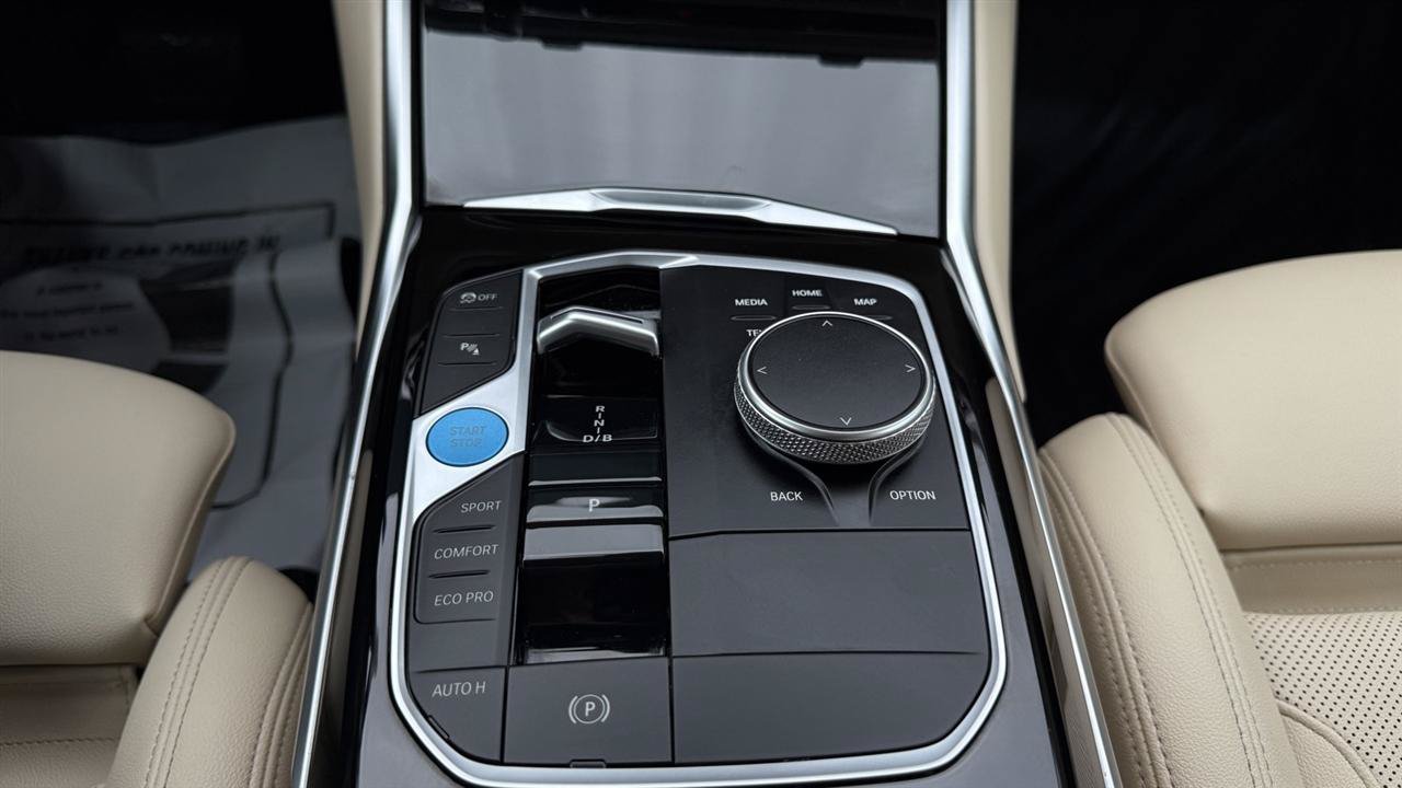 Used 2023 BMW i4 eDrive35 w/ Premium Package RWD image 56