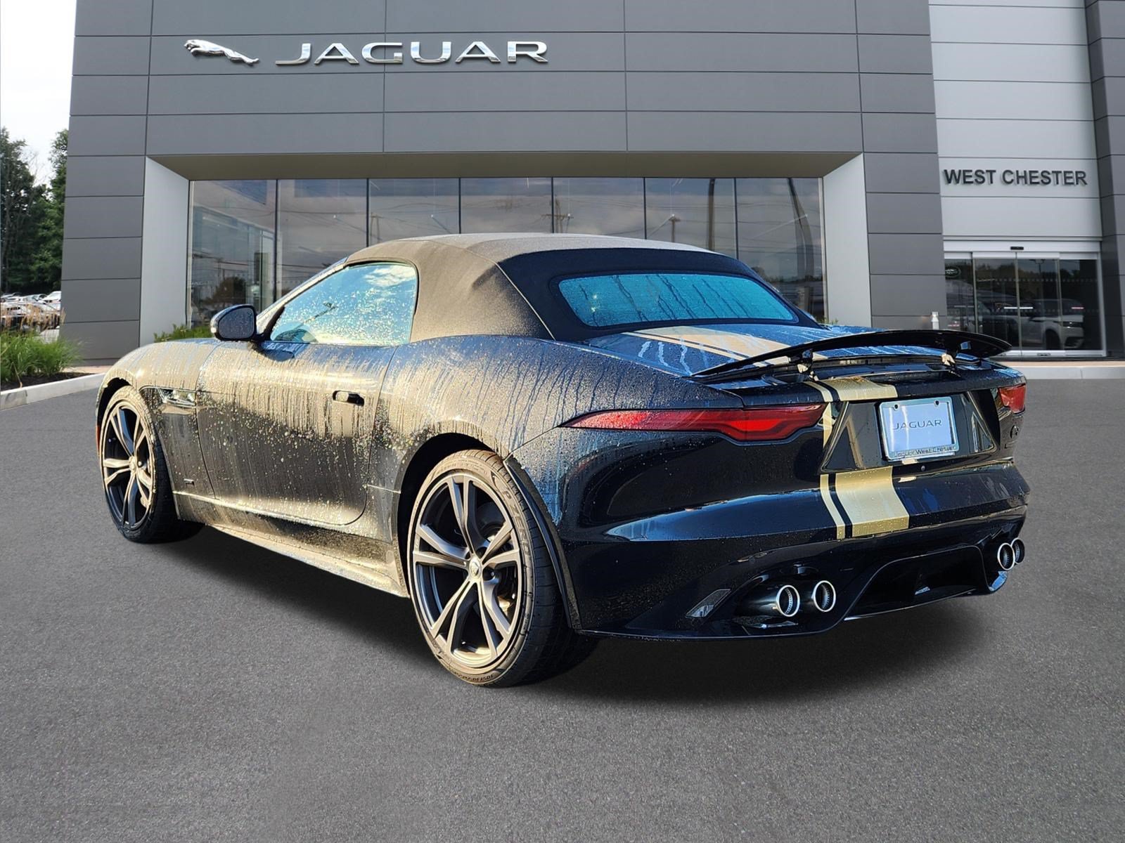 Used 2024 Jaguar F-TYPE R AWD/4WD image 3