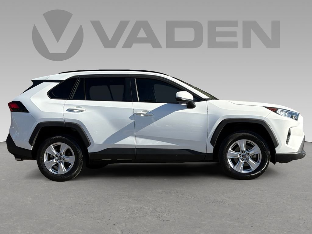 Used 2021 Toyota RAV4 XLE image 5